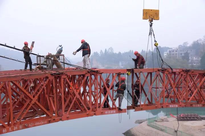 ��������ͨ���з�չ���������� ������ƶ����